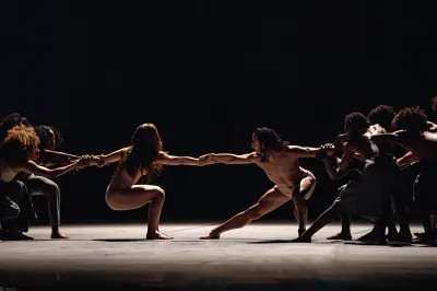 Reversible von Annabelle Lopez Ochoa, Danza Contemporánea de Cuba